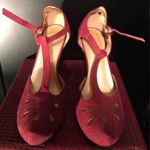 Graham street shoe co. detailed raspberry red heel